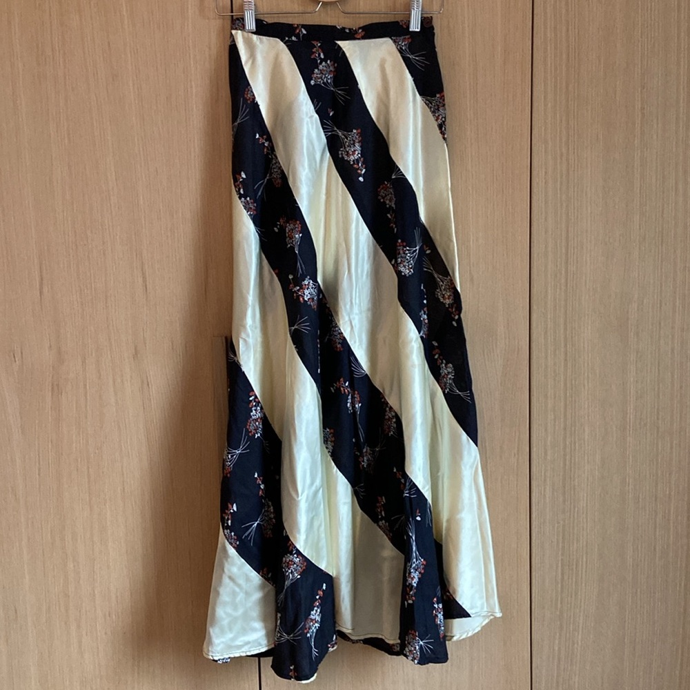 True vintage maxi skirt